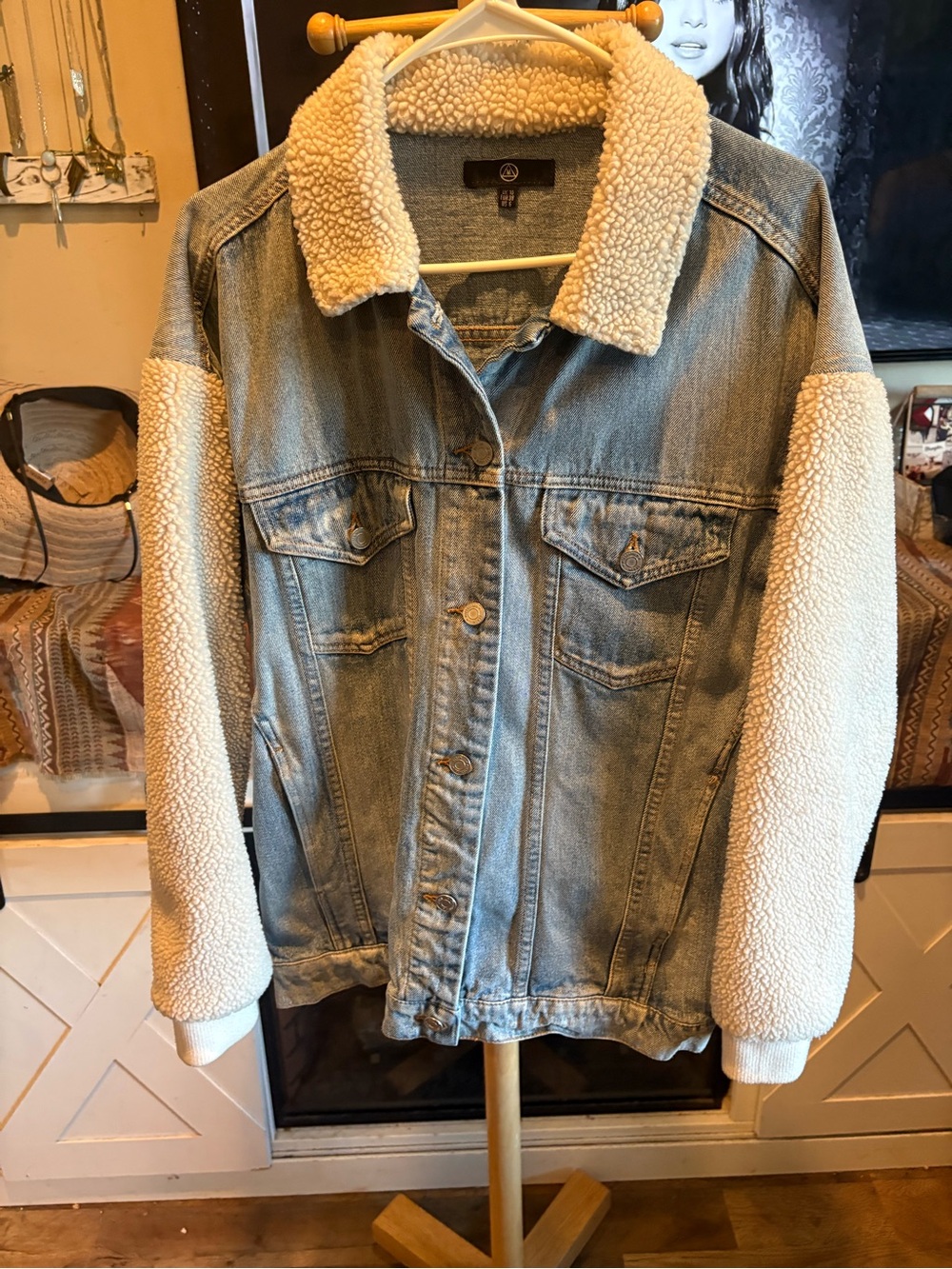 Misguided Sherpa Trim Denim Jacket - Light Blue/White